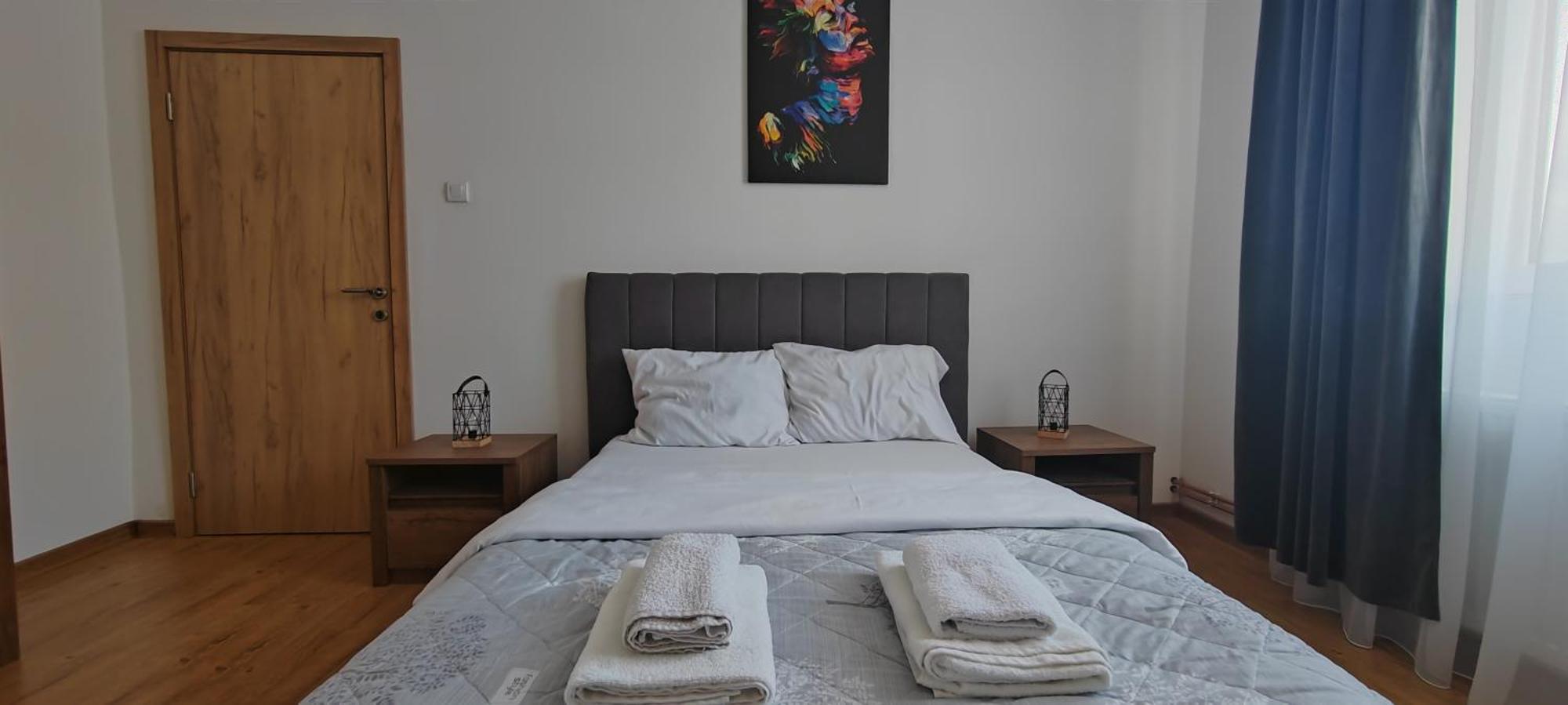 Golden Royal Appartement Kragujevac Buitenkant foto